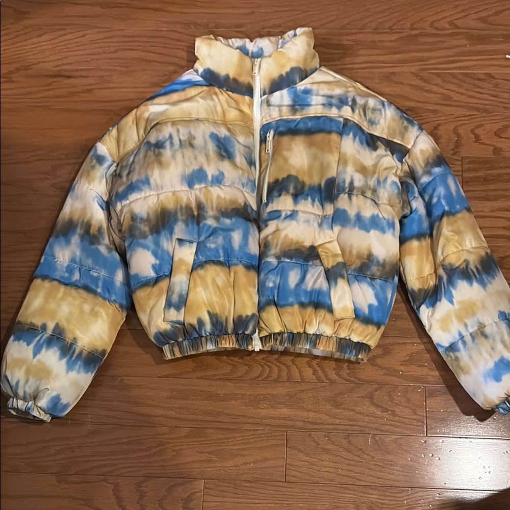 Tie-Dye Cropped Puffer Jacket